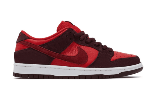 Nike SB Dunk Low Cherry