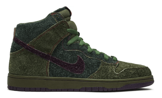 Nike SB Dunk High Skunk 420