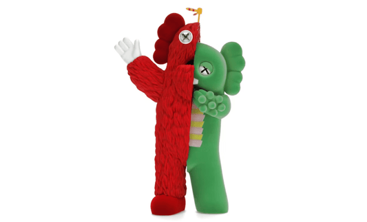 KAWS KACHAMUKKU Vinyl Figure Green/Red