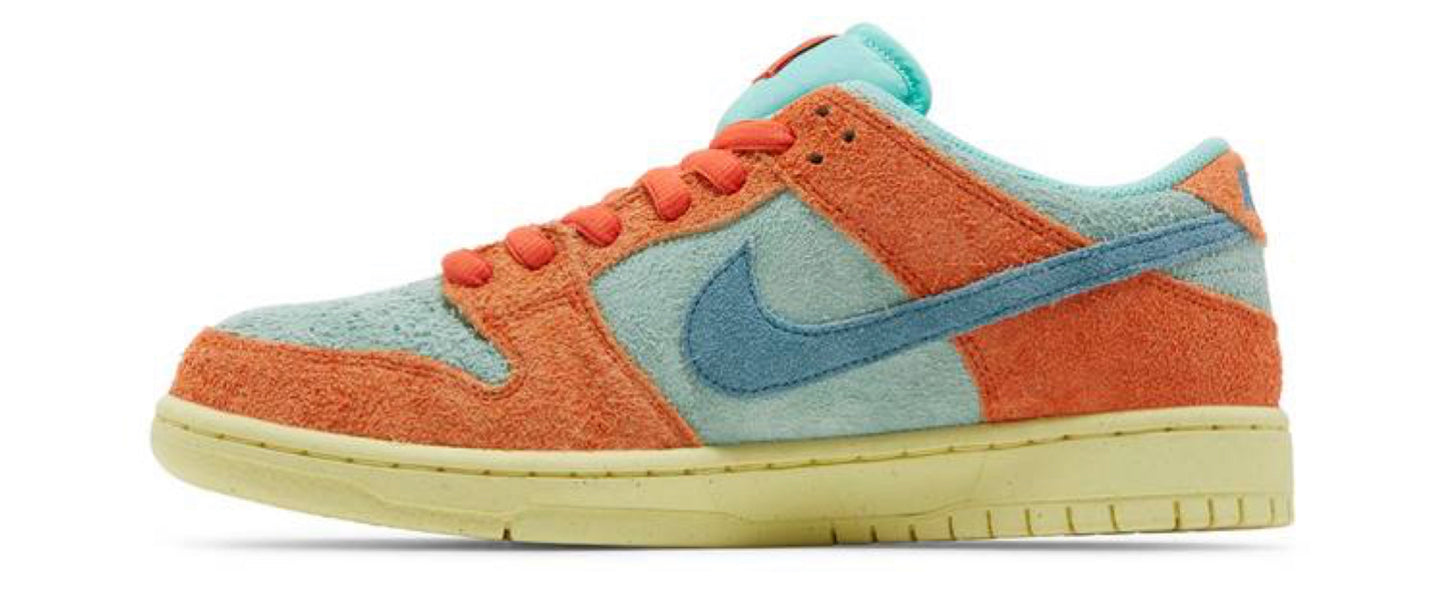 Nike SB Dunk Low Orange Emerald Rise