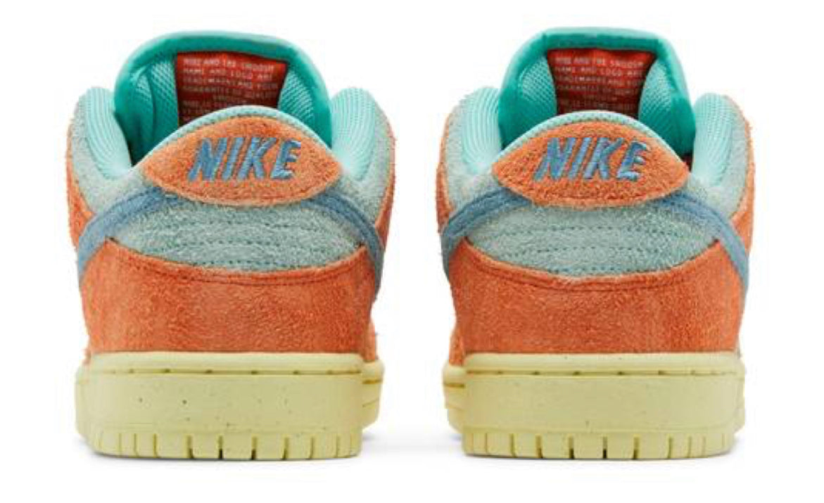 Nike SB Dunk Low Orange Emerald Rise